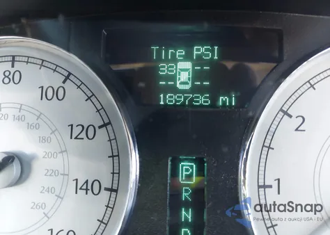 2006 Chrysler 300C z USA, uszkodzony, nr VIN 2C3LA63H16H277781